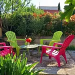 Le Cabanon D'andrea * Forcalquier