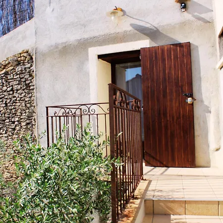 Holiday home Le Cabanon D'andrea *