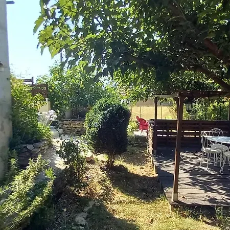 Le Cabanon D'andréa Hébergement de vacances *